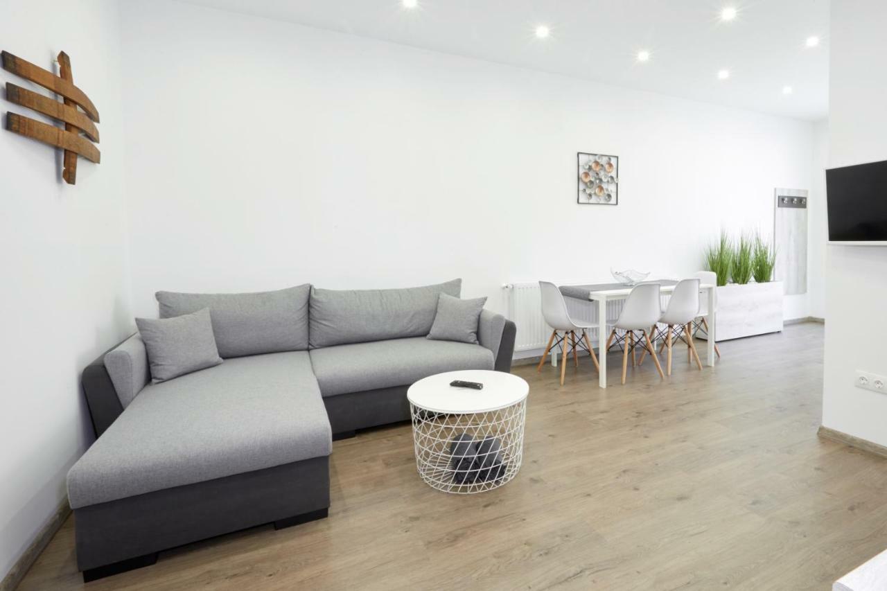 Villány Foter Apartman Ii. מראה חיצוני תמונה